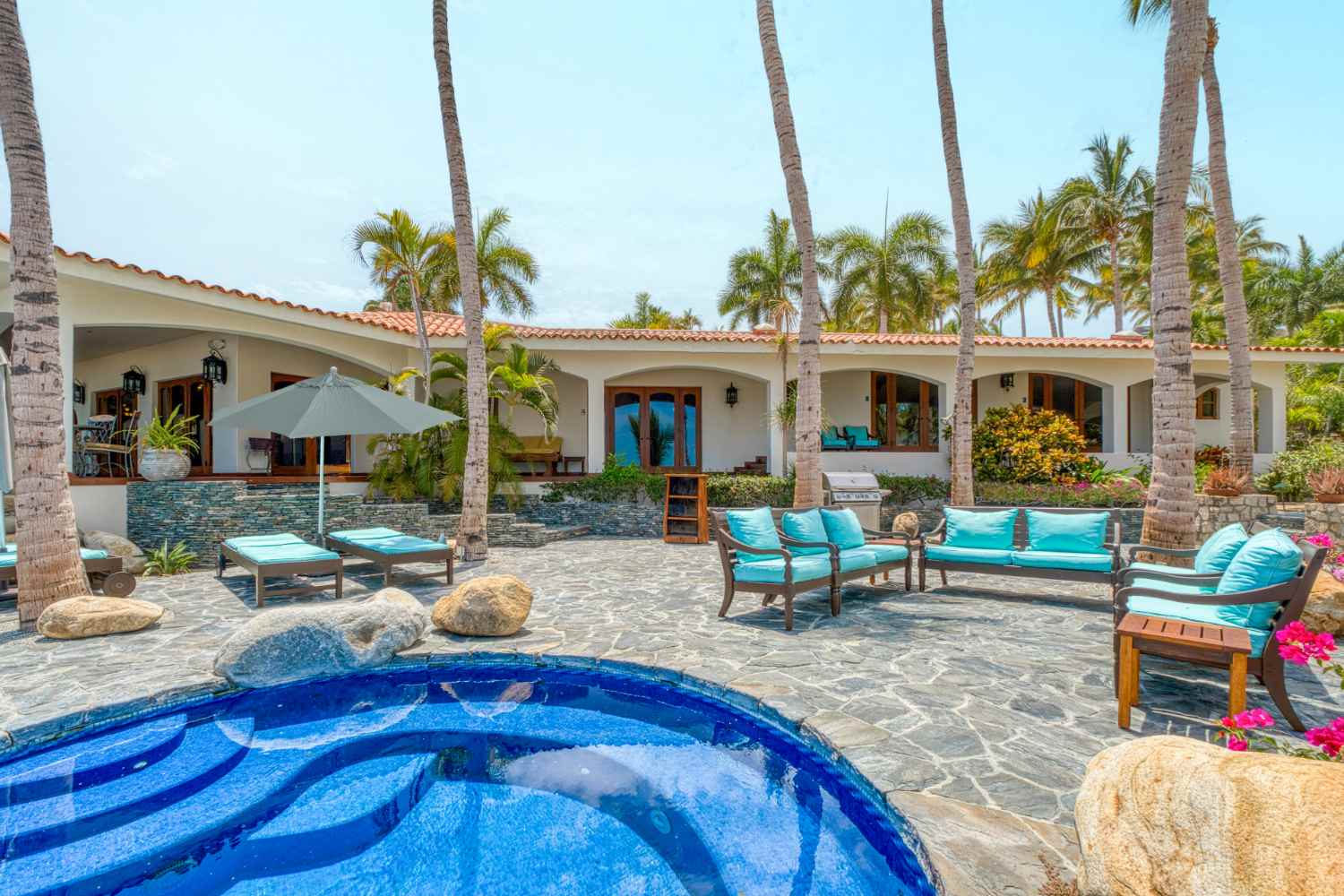 24 casa captiva pool deck