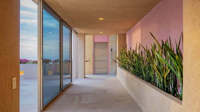 villa bellisima elevator