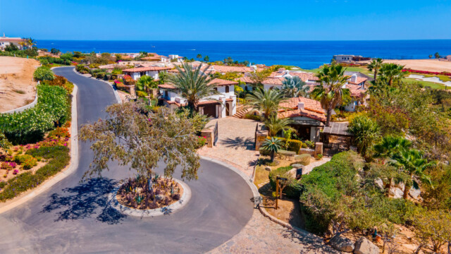 02 cm access facade 02 cm access facade