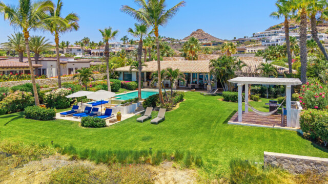 08 piedra blanca pool facade 08 piedra blanca pool facade