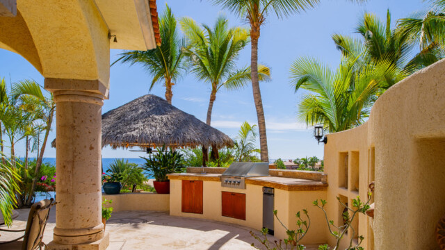 Beautiful 5 Image 12