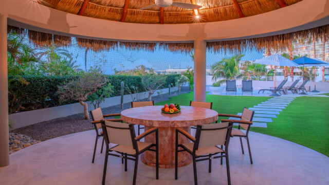 Contemporary Villa For Relaxing Image 26