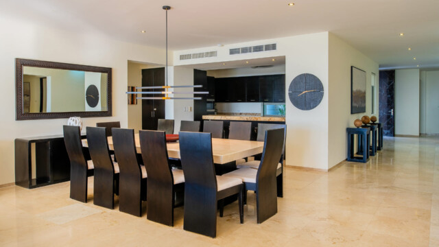 Contemporary Villa For Relaxing Image 33