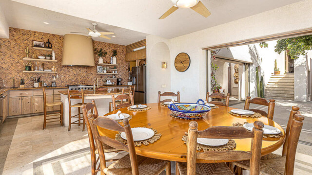 dos hermanas image 18 dos hermanas image 18