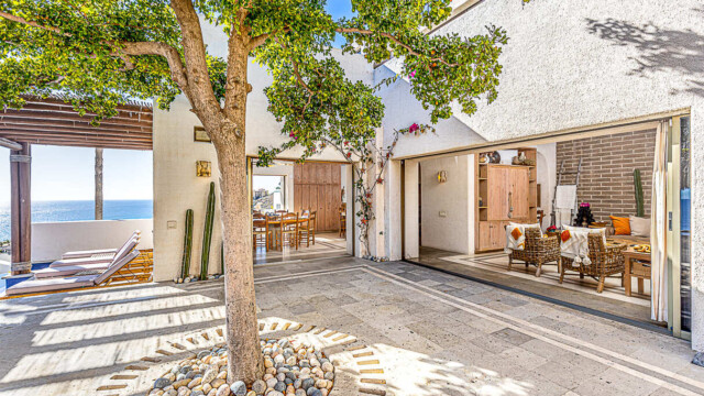 dos hermanas image 43 dos hermanas image 43