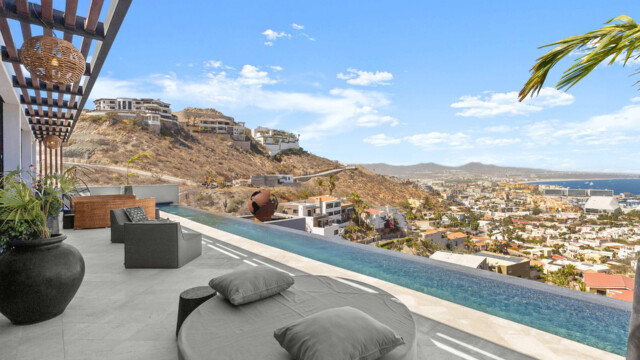 33.lucia noir 3rd floor patio plunge pool 33.lucia noir 3rd floor patio plunge pool