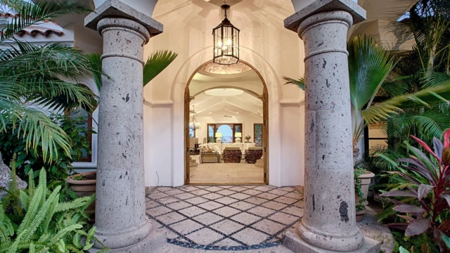 casa gloria villa entrance stone columns casa gloria villa entrance stone columns